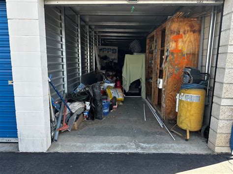 storage units hesperia|More.